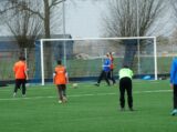 Jeugd S.K.N.W.K. vrij voetballen tijdens Paaszaterdag (8 april 2023) (5/98)